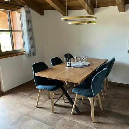 Ferienhaeuser Schweitzer Apartmán