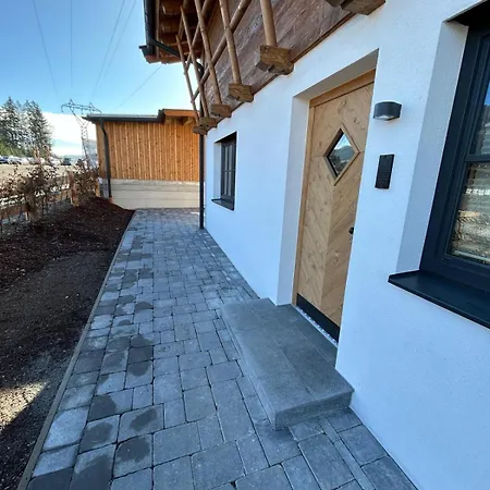 Apartment Ferienhaeuser Schweitzer *