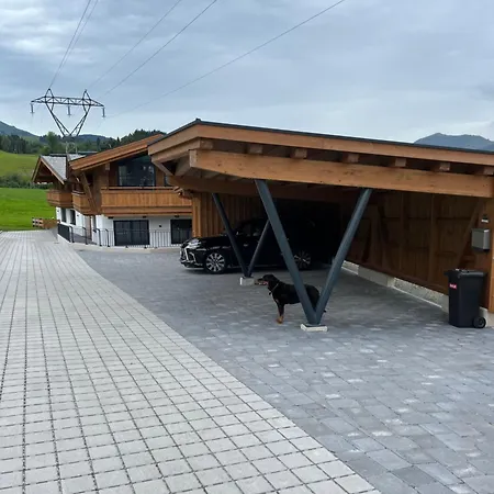 Ferienhaeuser Schweitzer Фибербрюнн